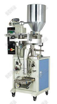 ���b���~���b�C���N